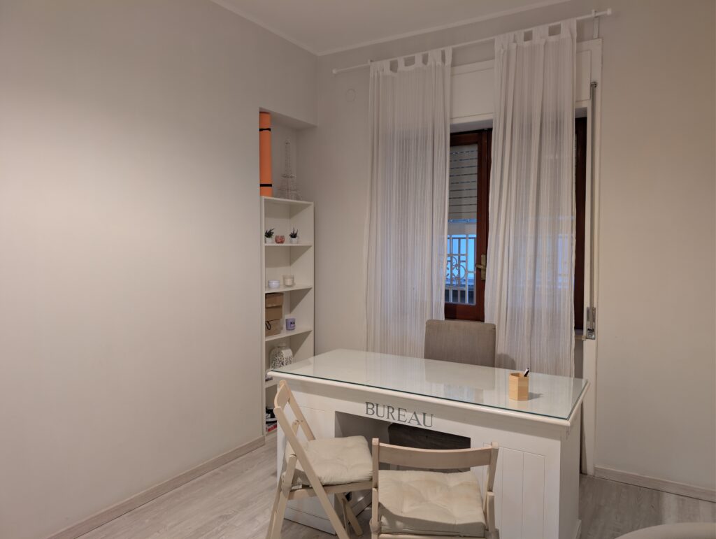 1764529606859 Psicoterapia individuale a Portici